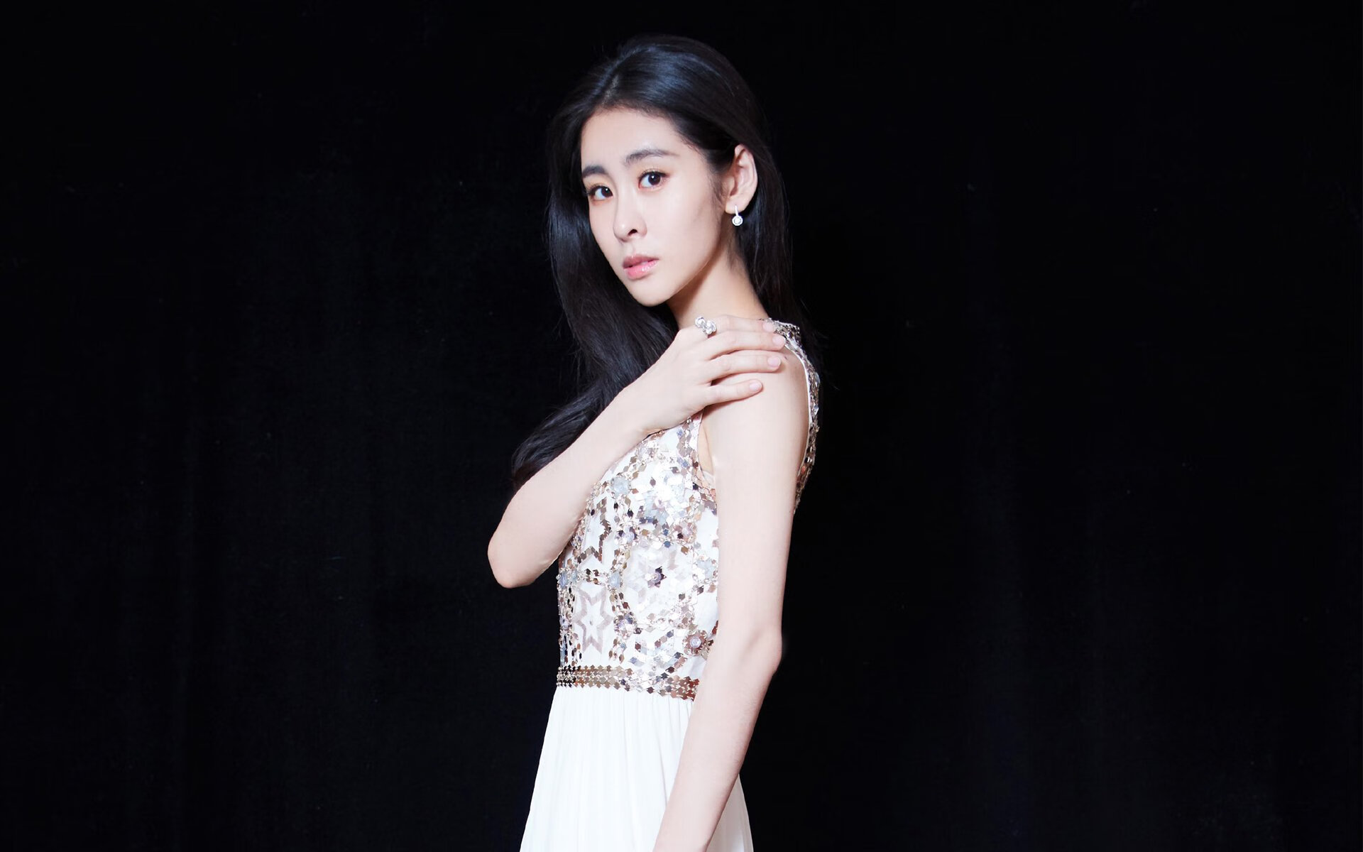 b体育网页版登录入口-亚特兰大3-0完胜勒沃库森，首夺欧联杯，亚特兰大球员闪耀欧洲杯