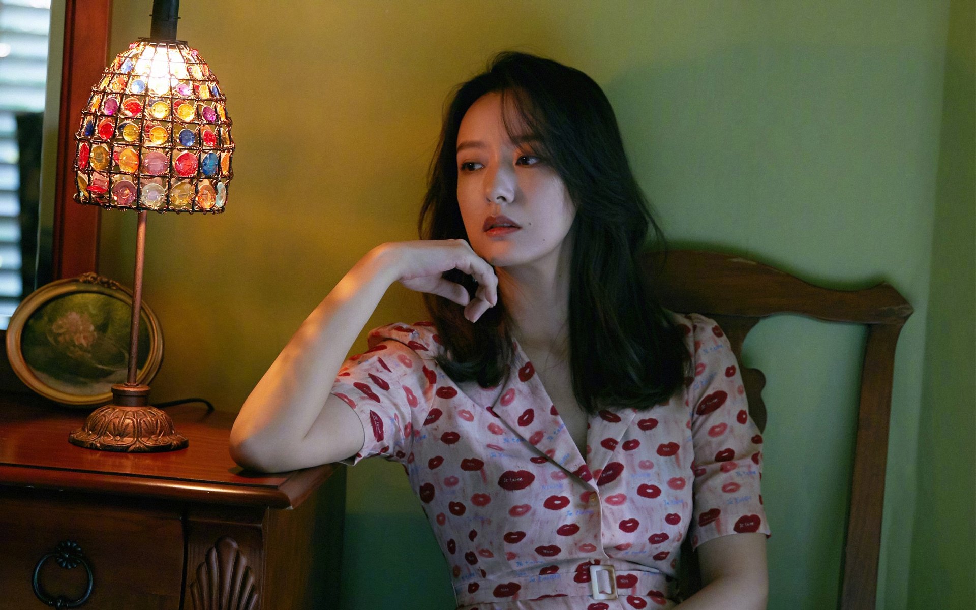 哥伦比亚队中场罗德里格斯在巴黎奥运会上展现出强大的组织能力