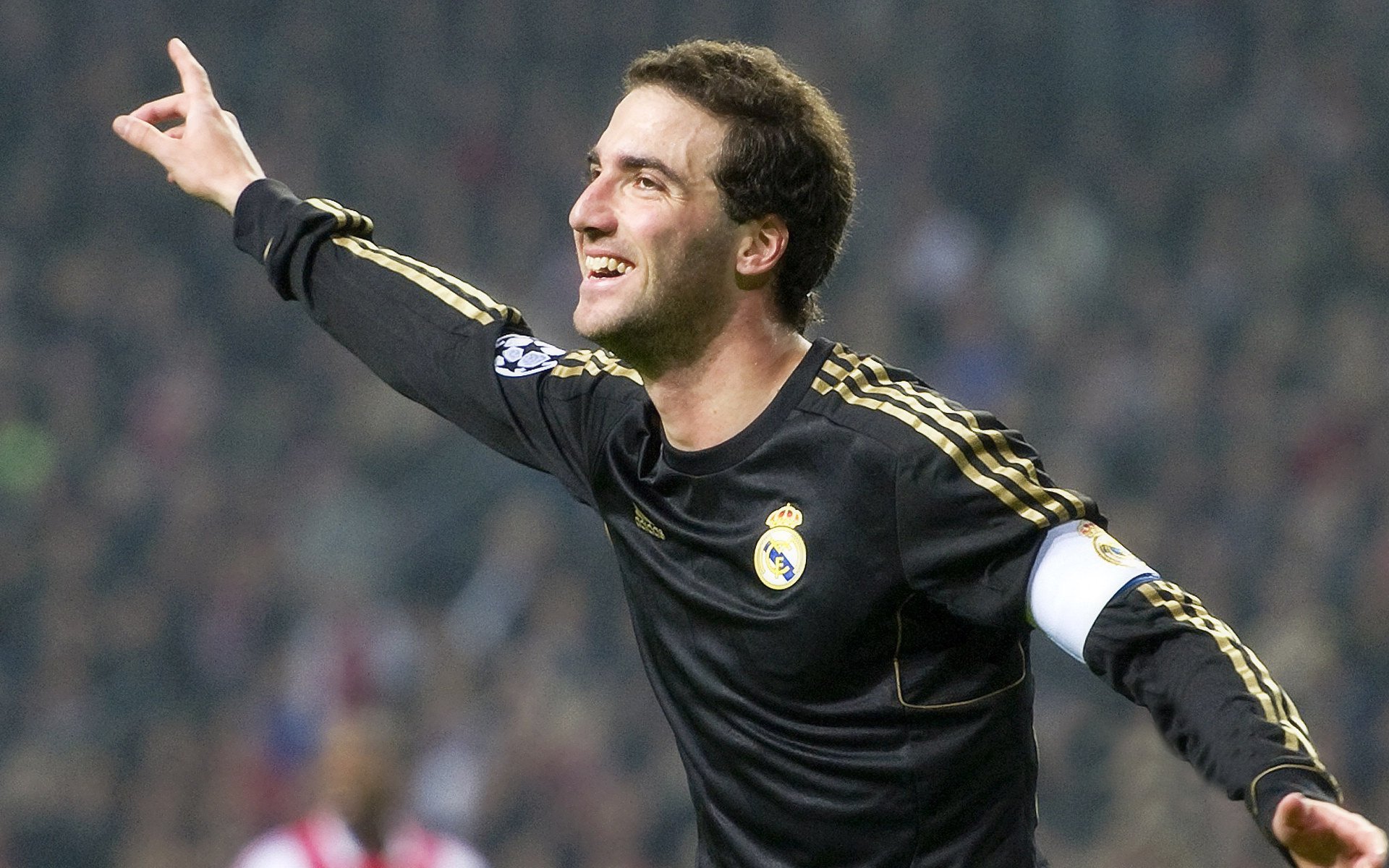 凯恩·瑞安：用出色的防守和灵活的进攻开创全黑队新局面，凯恩we