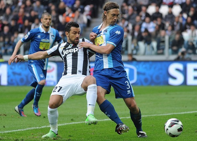 b体育下载：意甲佩斯卡拉的转会策略与球队重建的简单介绍