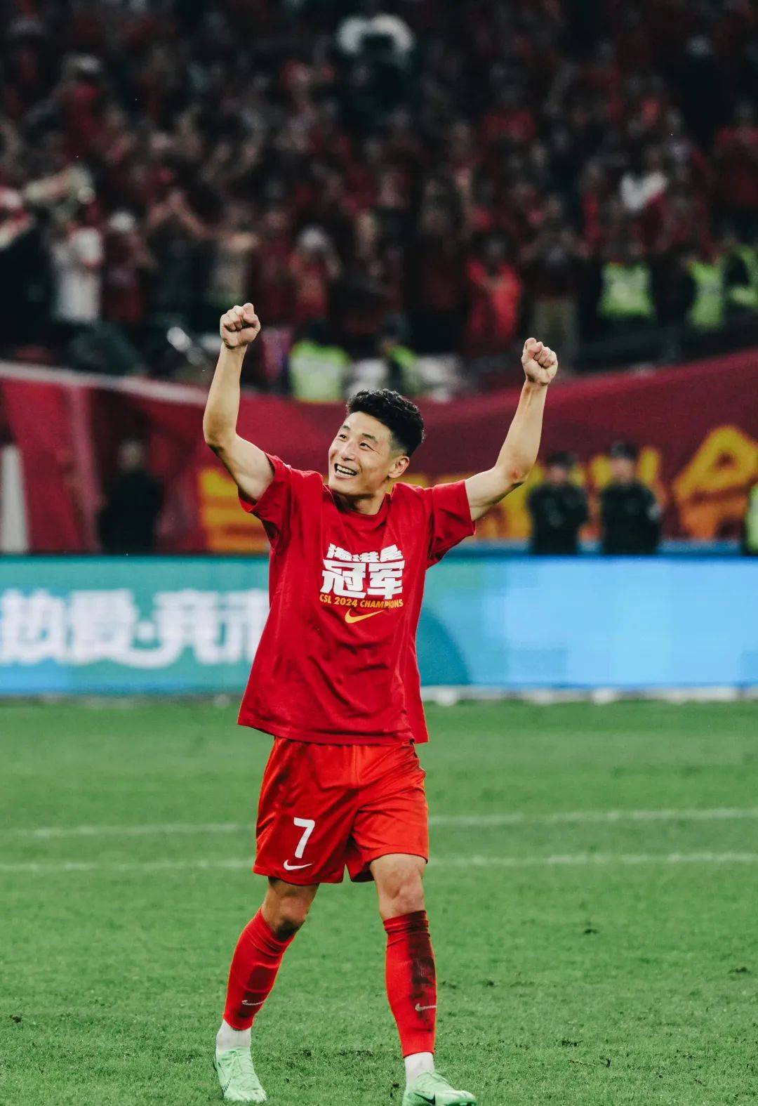 关于B体育APP:武磊“重返中超”成“救世主”，球迷：中国足球的希望全在他身上了！的信息