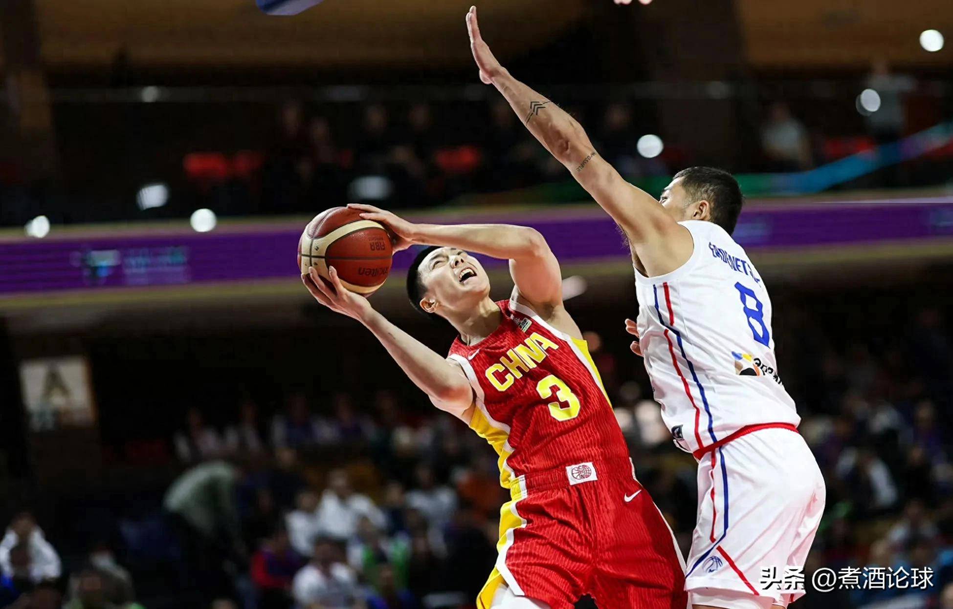 B体育官网：中国男篮历史上的经典比赛战术分析：回顾那些决定胜负的关键的简单介绍