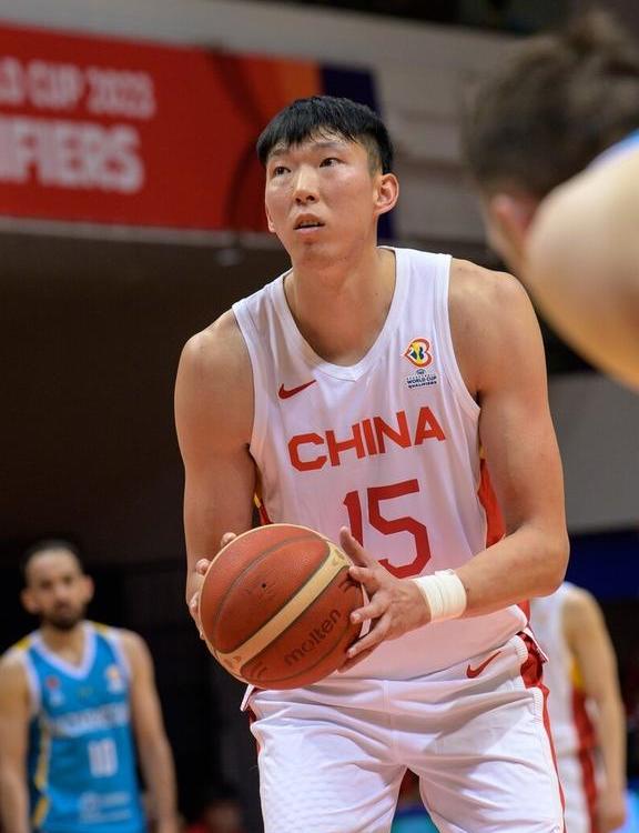 B体育官网:中国男篮历史上的经典比赛战术分析:回顾那些决定胜负的关键的简单介绍 B体育官网:中国男篮历史上的经典比赛战术分析:回顾那些决定胜负的关键的简单介绍