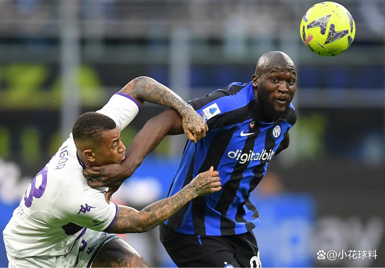 b体育下载:LaLiga与意甲的比较：足球文化的交融的简单介绍