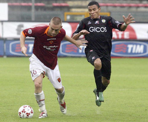 包含b体育下载:意甲雷吉纳的防守反击战术解析的词条 包含b体育下载:意甲雷吉纳的防守反击战术解析的词条