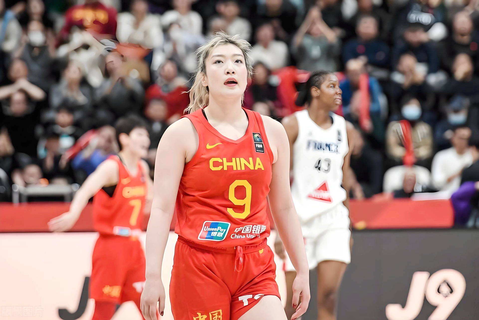 包含B体育官网：中国女篮：海外集训，提升实力，备战奥运资格赛的词条