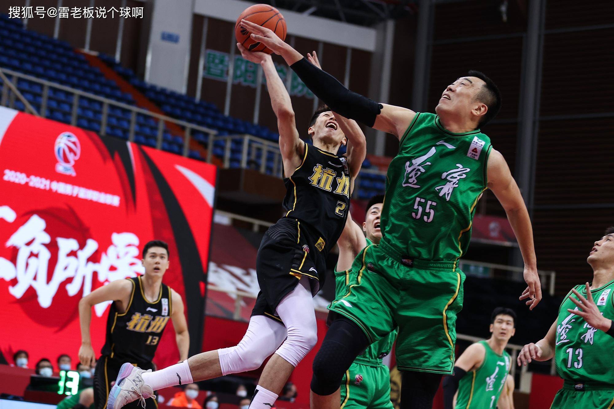 B体育官网:CBA季后赛激烈进行,精彩对决不容错过的简单介绍 B体育官网:CBA季后赛激烈进行,精彩对决不容错过的简单介绍